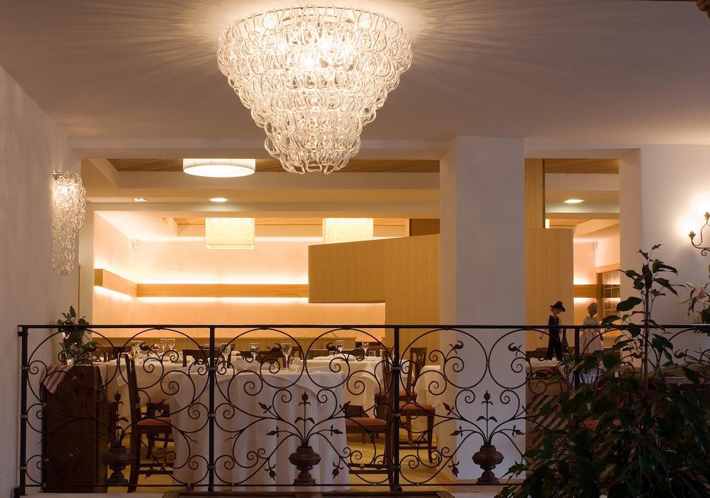Parkhotel Ladinia Сан-Вито-ди-Кадоре Экстерьер фото