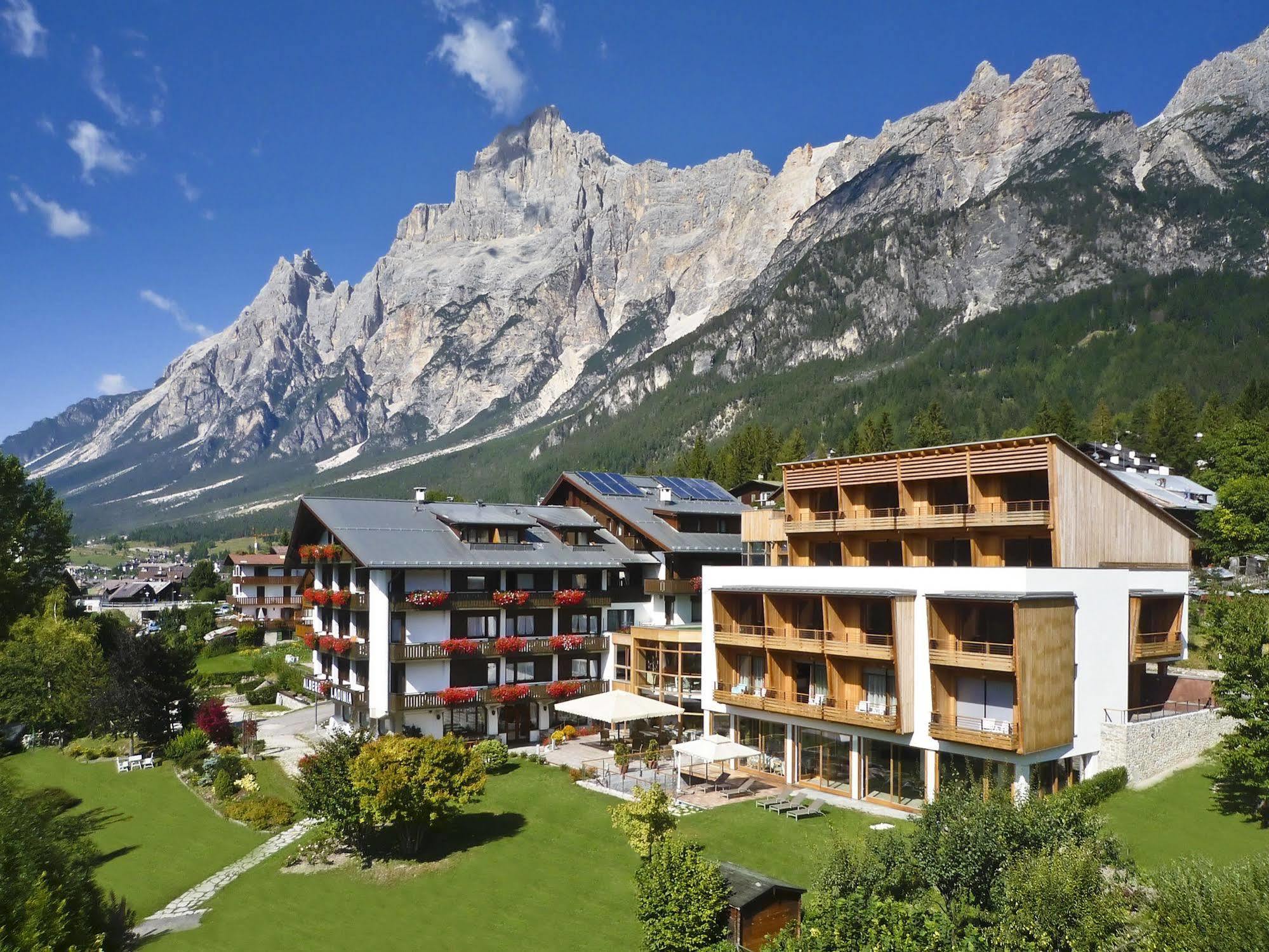 Parkhotel Ladinia Сан-Вито-ди-Кадоре Экстерьер фото